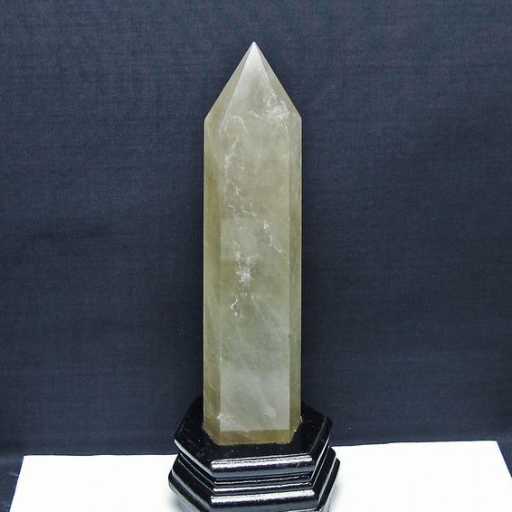 ライトニング水晶 六角柱[T581-5978]