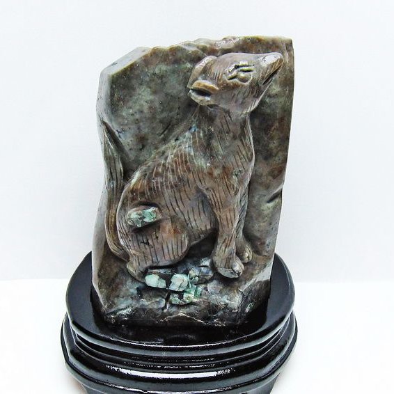 2.7Kg エメラルド 手彫り リス 置物[T583-1129]