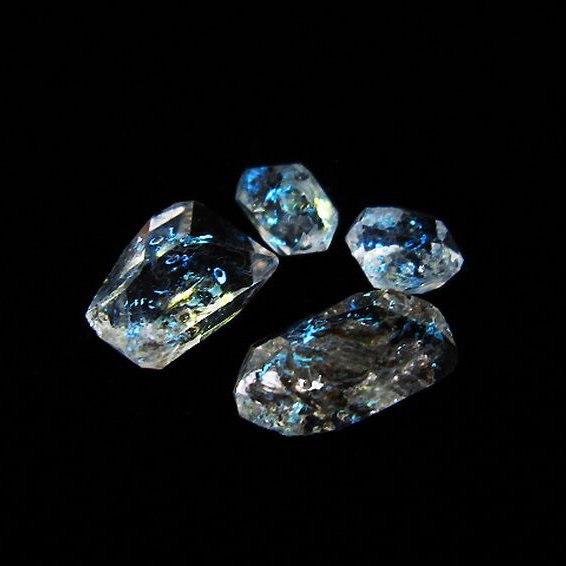 オイルクォーツ （石油入り 水晶） パキスタン産 [T596-3803]