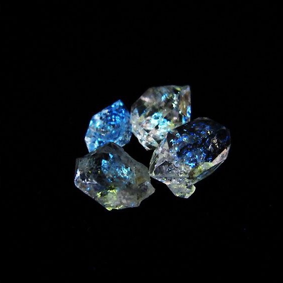 オイルクォーツ （石油入り 水晶） パキスタン産 [T596-3807]