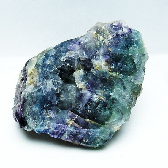 2.6Kg エンジェルフェザー フローライト 原石[T599-2511]