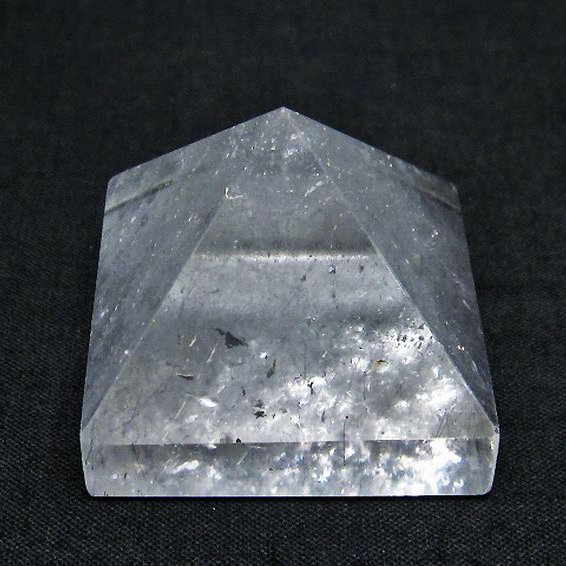 ヒマラヤ水晶ピラミッド[T600-2154]