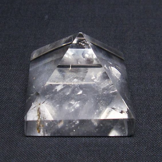 ヒマラヤ水晶ピラミッド[T600-2373]