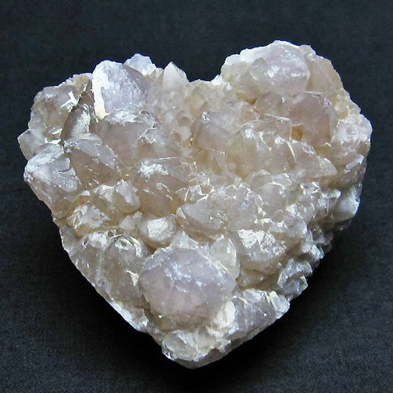 ファーデンクォーツ ハート 置物 [t602-1942]