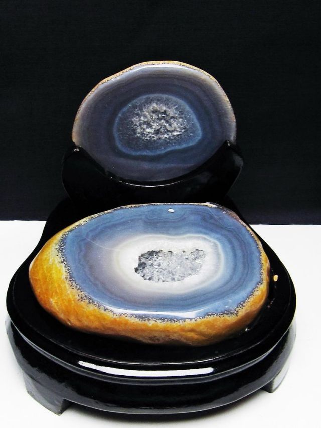 1.3Kg ペア水晶トレジャーメノウ[T604-7643]