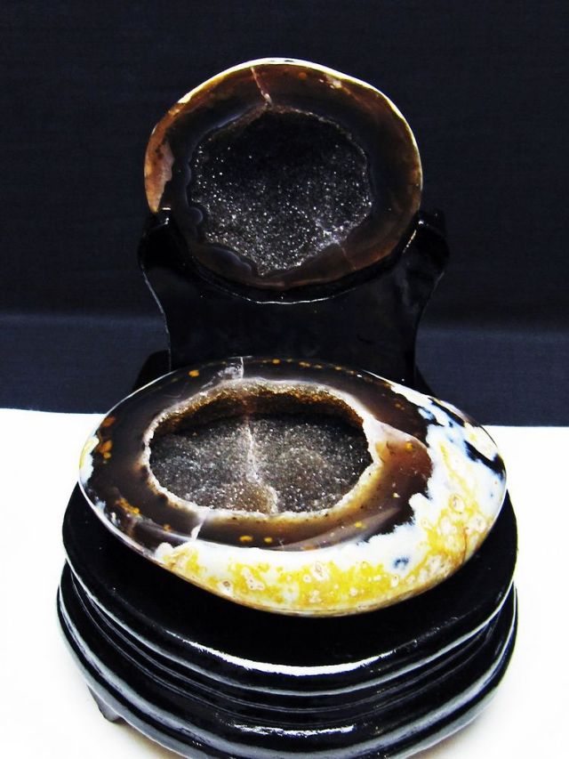 ペア水晶トレジャーメノウ[T604-7695]