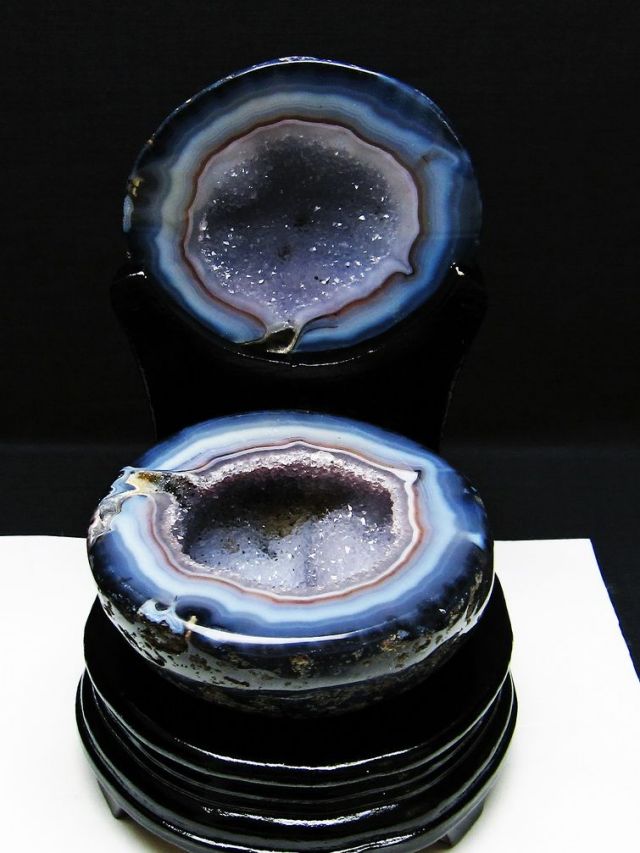 1.9Kg ペア水晶トレジャーメノウ[T604-7709]