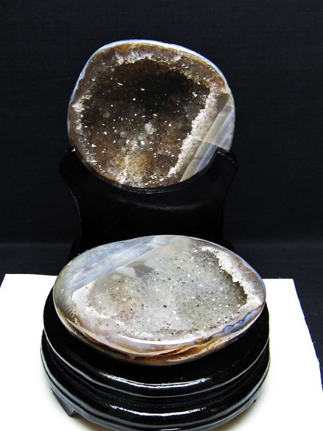 1.3Kg ペア水晶トレジャーメノウ[T604-7743]