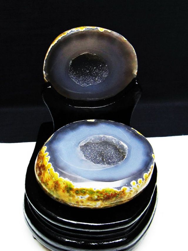 ペア水晶トレジャーメノウ[T604-7749]