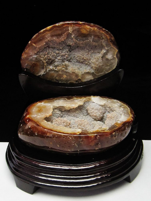 1.5Kg ペア水晶トレジャーメノウ[T605-2320]