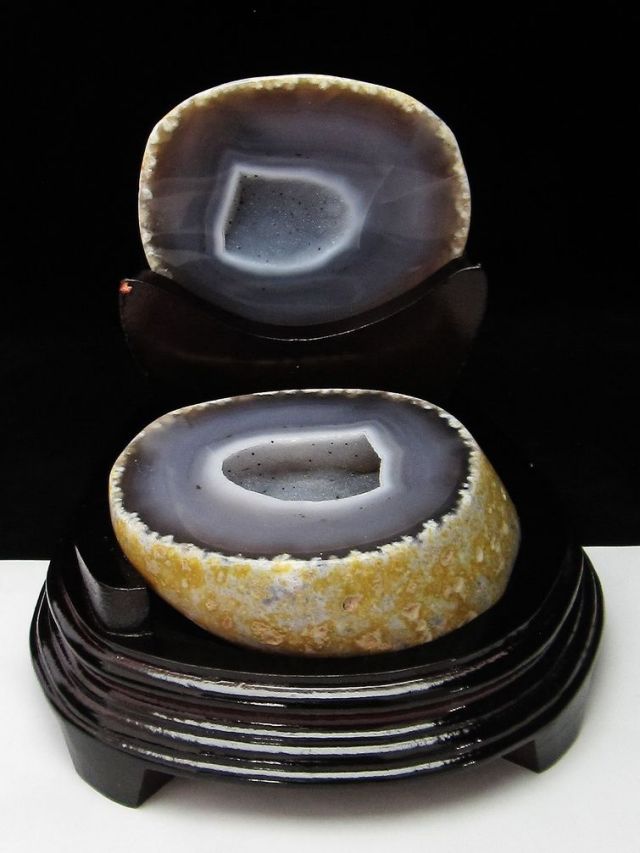 1.2Kg ペア水晶トレジャーメノウ[T605-2422]