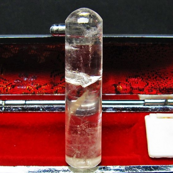 虹入り ヒマラヤ水晶 印材 13mm [T607-153]