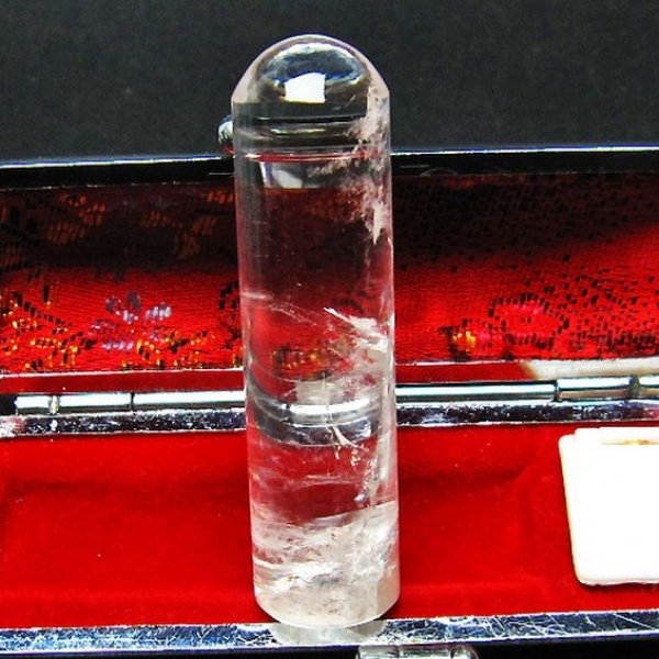 虹入り ヒマラヤ水晶 印材　※別途料金で篆刻可能 15mm [T607-163]