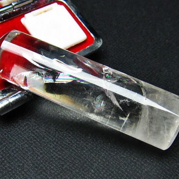 虹入り ヒマラヤ水晶 印材　 16mm [T607-205]