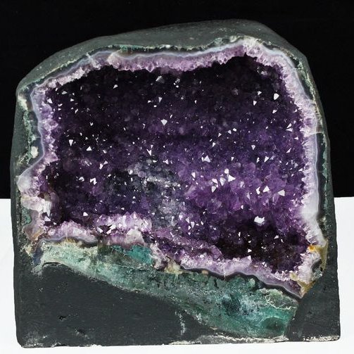 25.7Kg ブラジル産 アメジストドーム 同梱不可 [T611-10117]