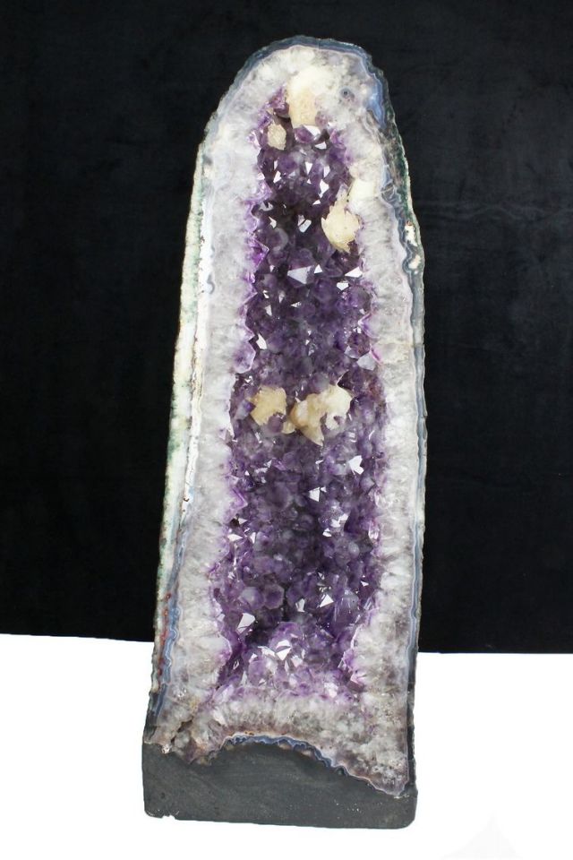 29.6Kg ブラジル産 カルサイトアメジストドーム 同梱不可 [t611-10616]