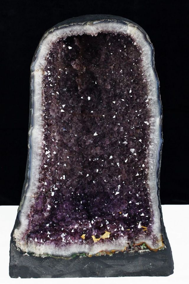 37.8Kg ブラジル産 アメジストドーム同梱不可[T611-9478]