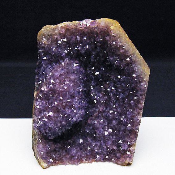 ウルグアイ産 フラワーアメジストクラスター[T614-9205]