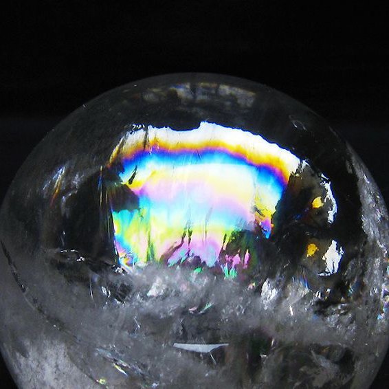 1.4Kg 虹入り ヒマラヤ水晶 丸玉 100mm [t62-16330]