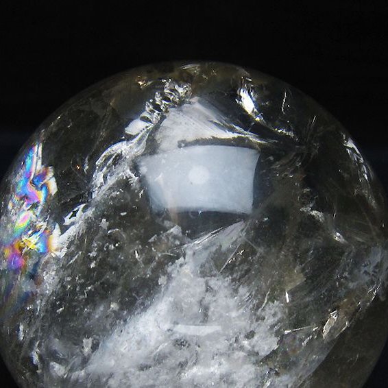 1.4Kg 虹入り ヒマラヤ水晶 丸玉 100mm [t62-16337]