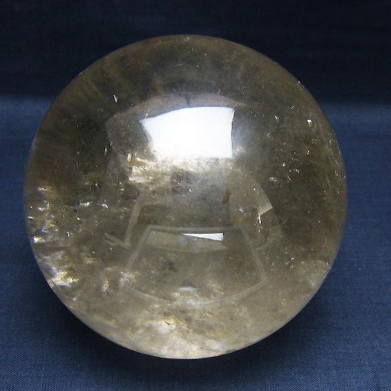 1.2Kg ライトニング水晶 丸玉 93mm [t62-16630]