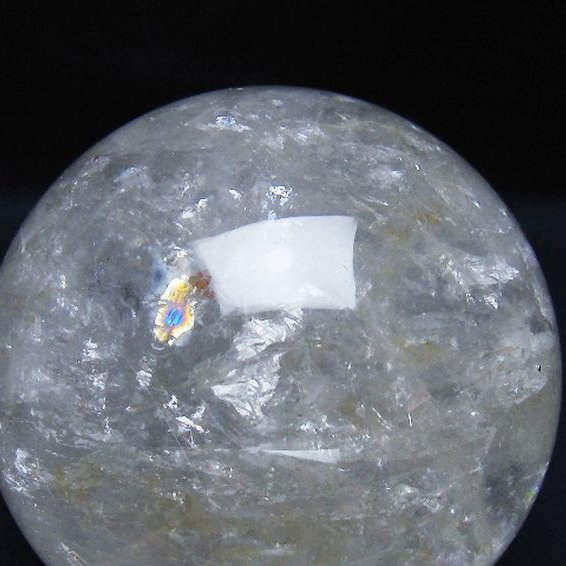 1.1Kg 虹入り ヒマラヤ水晶 丸玉 92mm [t62-16639]