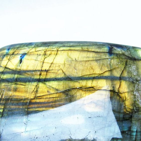 ラブラドライト 原石 [t623-10101]