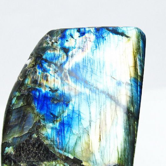 ラブラドライト 原石 [t623-9134]