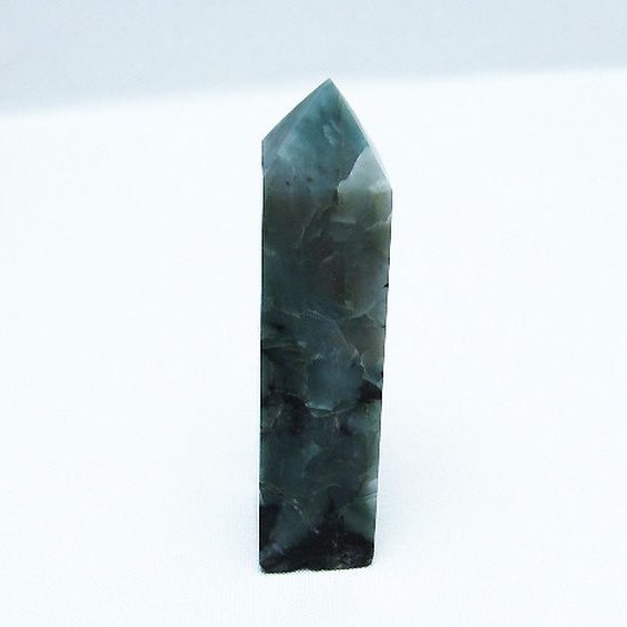 エメラルド 四角柱 ポリッシュポイント[T624-2264]