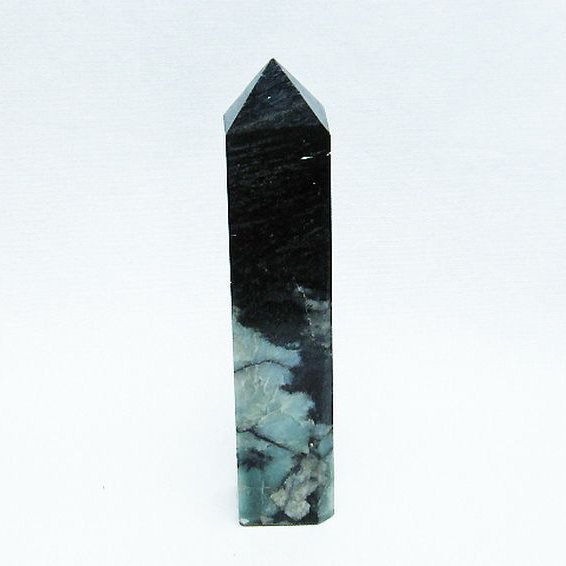 エメラルド 四角柱 ポリッシュポイント[T624-2581]