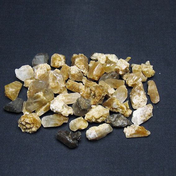 ルチル入り 水晶 原石 [t626-1538]