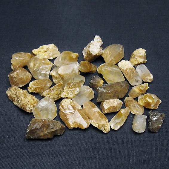 M1815☆ルチルクォーツ原石254g☆天然石　原石☆N50807-C M1815☆ルチルクォーツ原石254g☆天然石 原石☆N50807-C - メルカリ