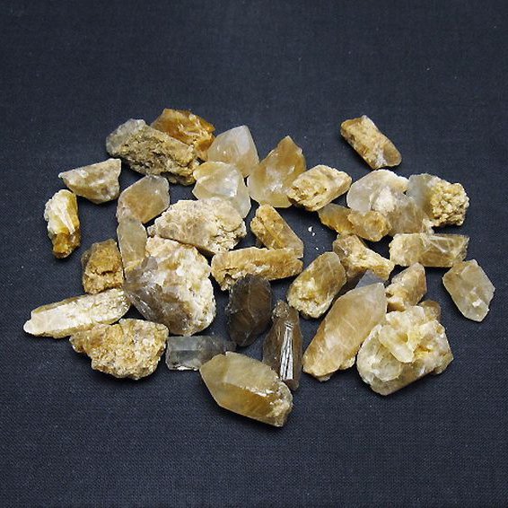 ルチル入り 水晶 原石[T626-1602]