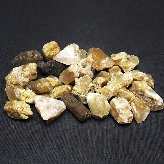 ルチル入り 水晶 原石 [t626-1633]