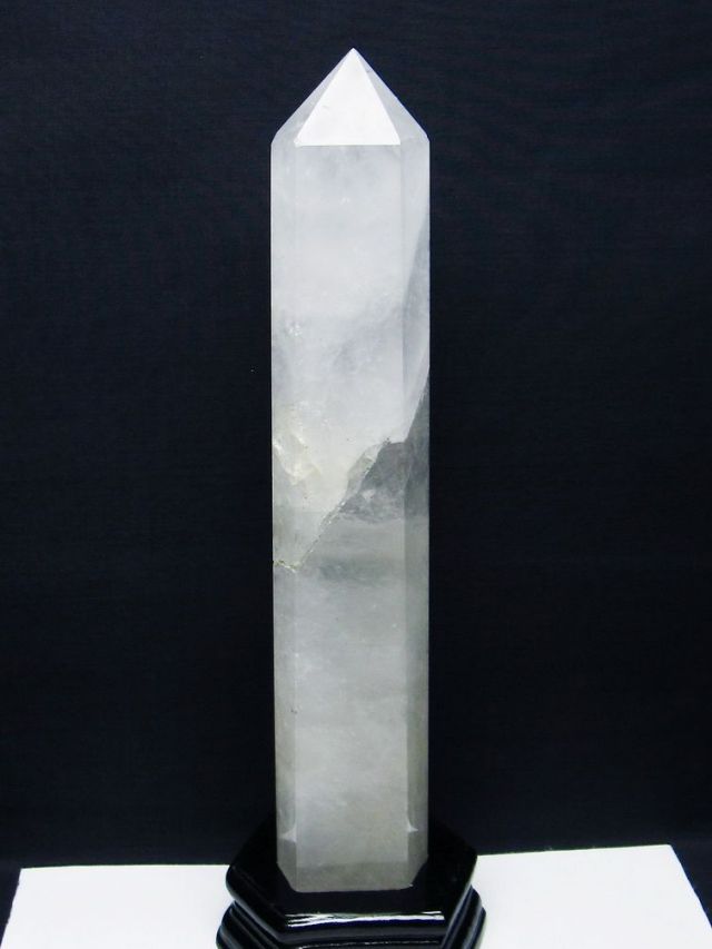 1.7Kg ヒマラヤ水晶 六角柱 [t627-6983]