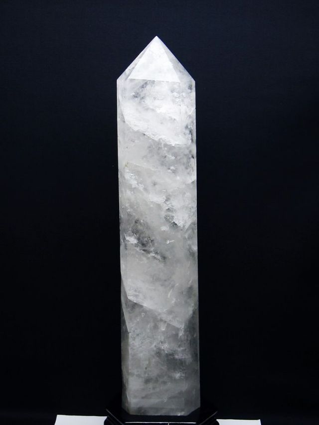 5.5Kg 虹入り ヒマラヤ水晶 六角柱 [t627-7065]