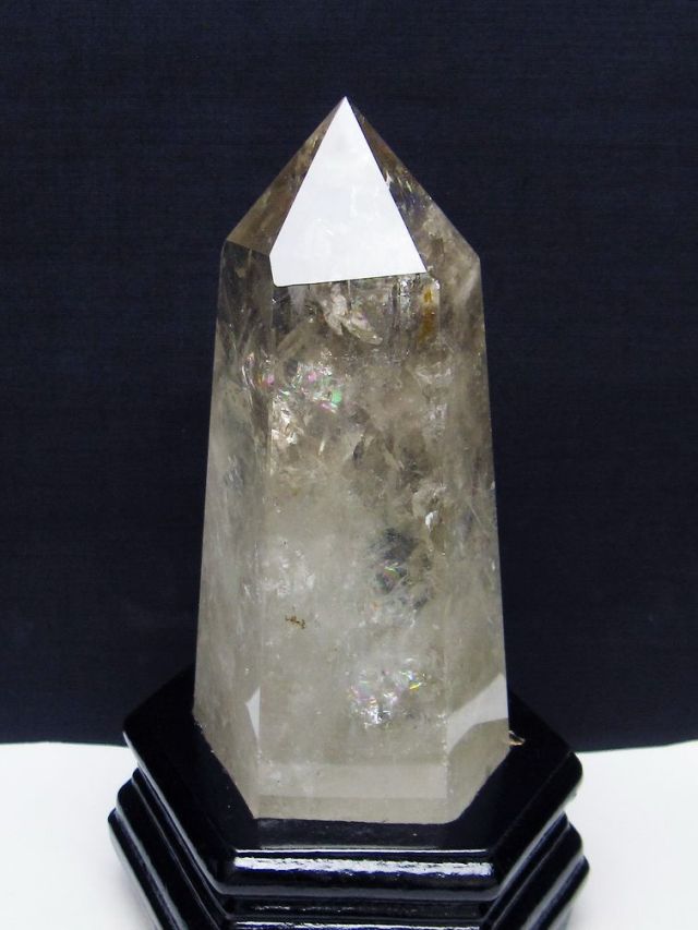 虹入り ヒマラヤ水晶 六角柱 [t627-7103]