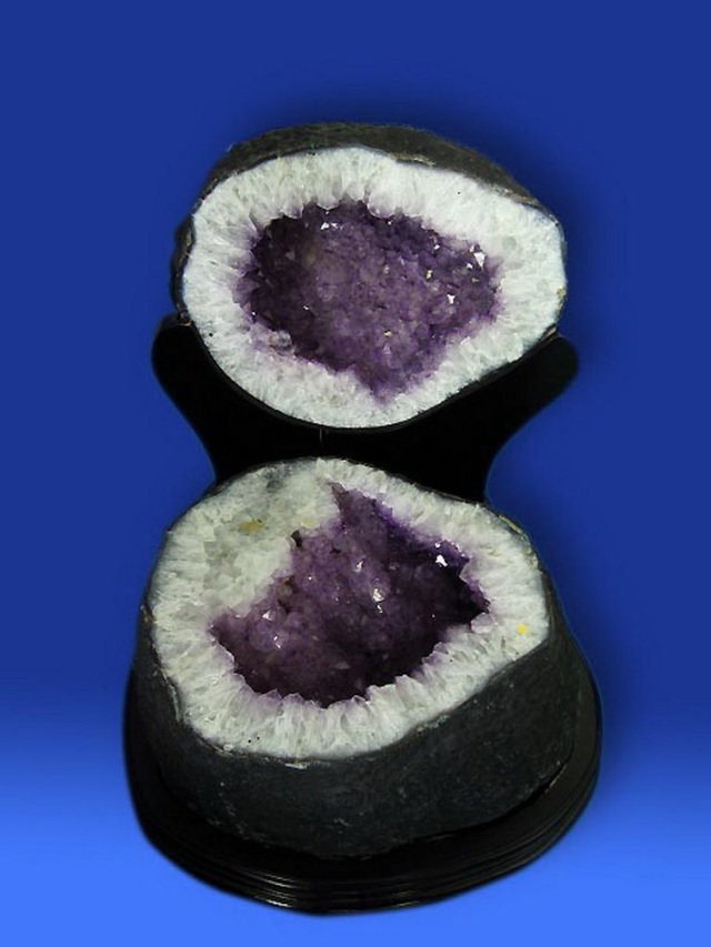 55.2Kg ペア水晶トレジャーアメジスト同梱不可[T631-17]