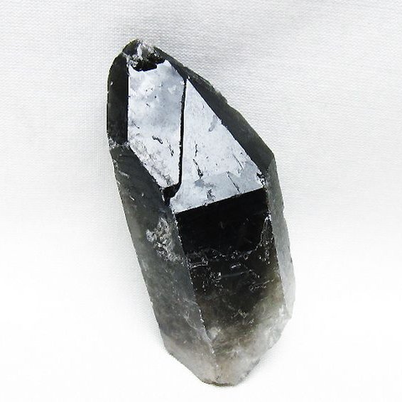 ブラジル産 モリオン 純天然 黒水晶 原石[T633-2334]