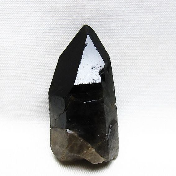 ブラジル産 モリオン 純天然 黒水晶 原石 [t633-2694]