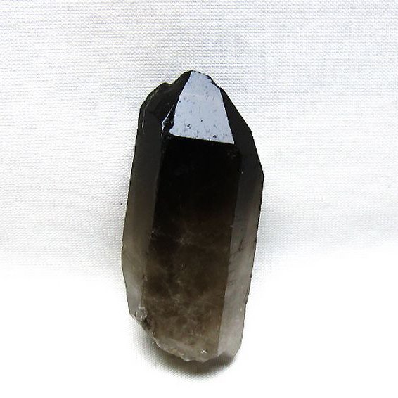 ブラジル産 モリオン 純天然 黒水晶 原石 [t633-2805]