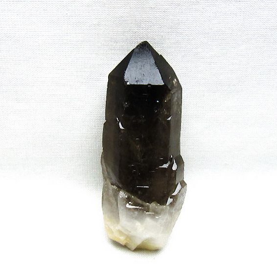 ブラジル産 モリオン 純天然 黒水晶 原石 [t633-2823]
