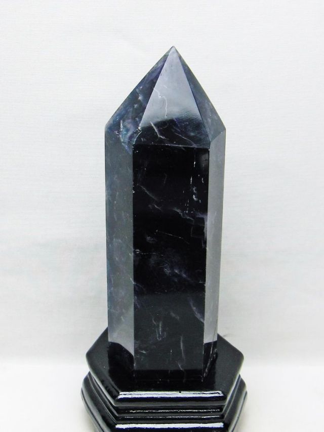 2Kg フローライト 六角柱 [t634-5666]