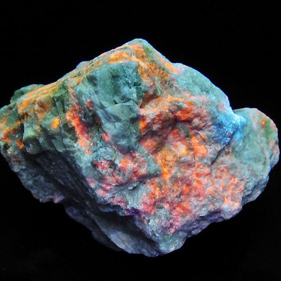 ハックマナイト 原石[T636-2127]