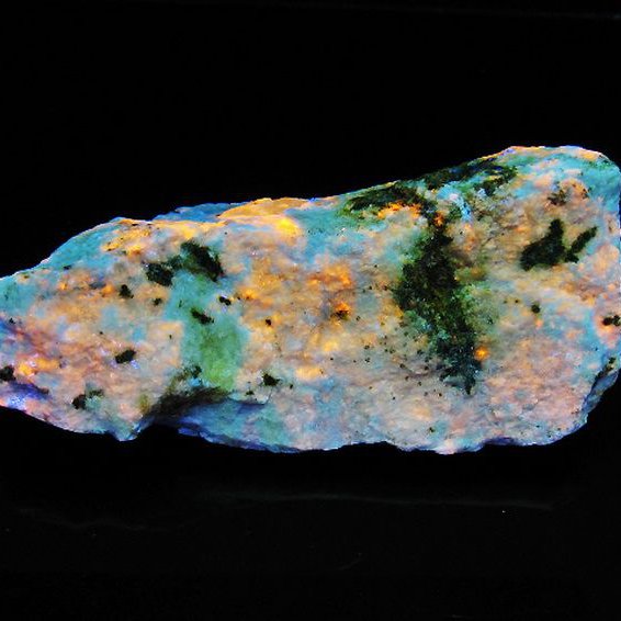 ハックマナイト 原石[T636-2182]