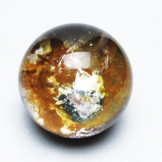 ゴールドタイチンルチル入り 水晶 丸玉 38mm [T637-4393]