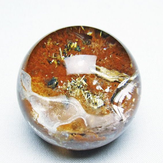 ゴールドタイチンルチル入り 水晶 丸玉 44mm [t637-4697]