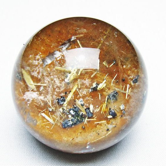 ゴールドタイチンルチル入り 水晶 丸玉 51mm [t637-4736]