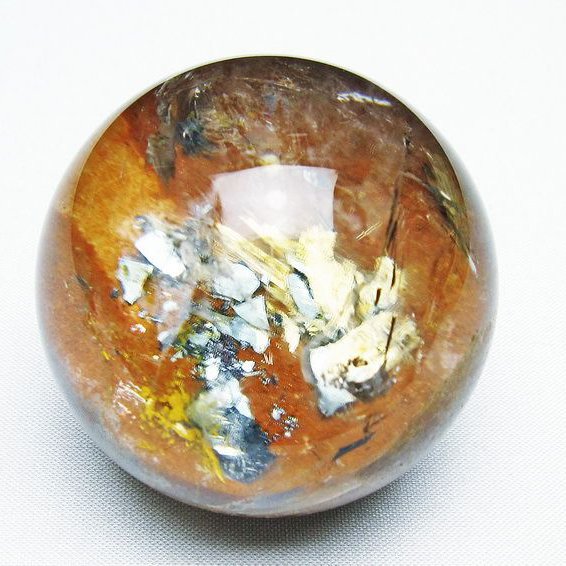 ゴールドタイチンルチル入り 水晶 丸玉 56mm [T637-4741]