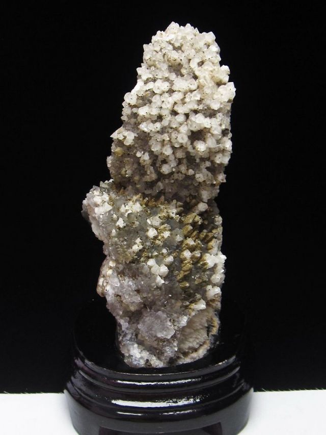 A200 アメジストドーム クラスター ウルグアイ産 と水晶クラスター Amazon.co.jp: アメジストクラスター, ウルグアイアアメジスト